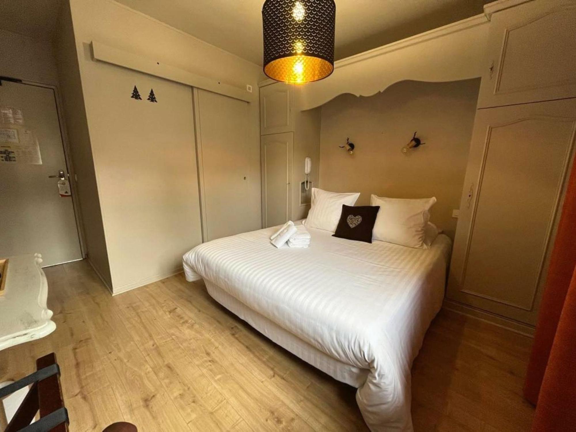 Hotel La Rencluse Saint-Mamet Eksteriør billede