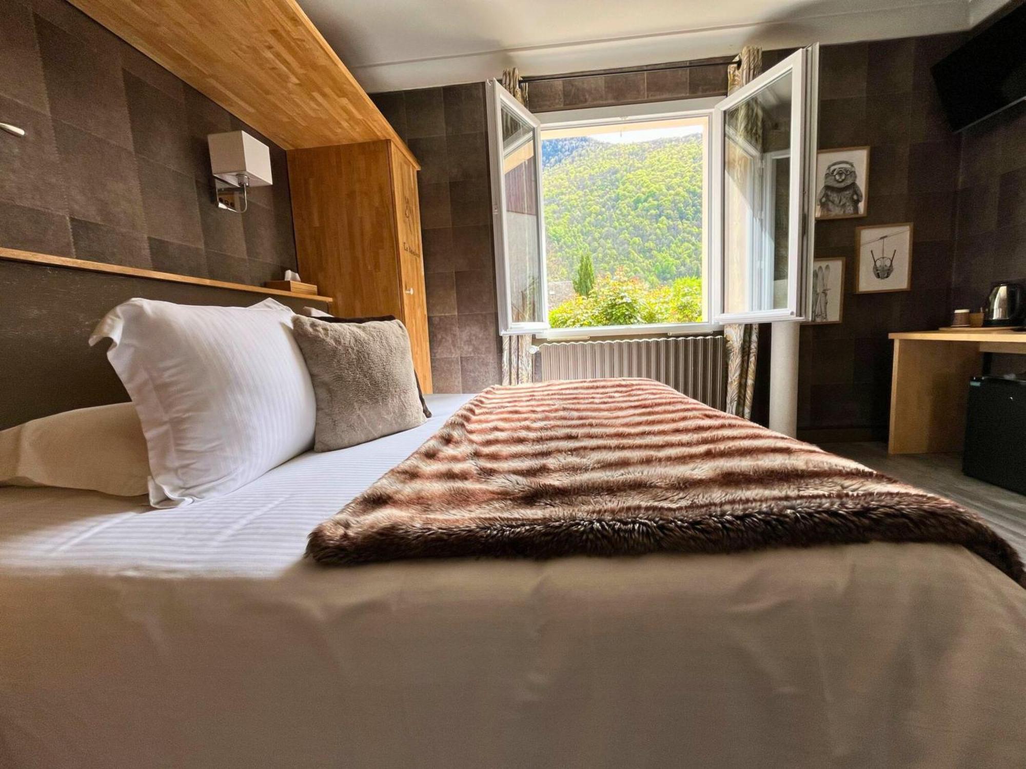 Hotel La Rencluse Saint-Mamet Eksteriør billede